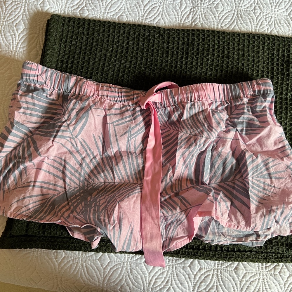 3/$30 Victorias Secret Sleep Shorts | Size Large